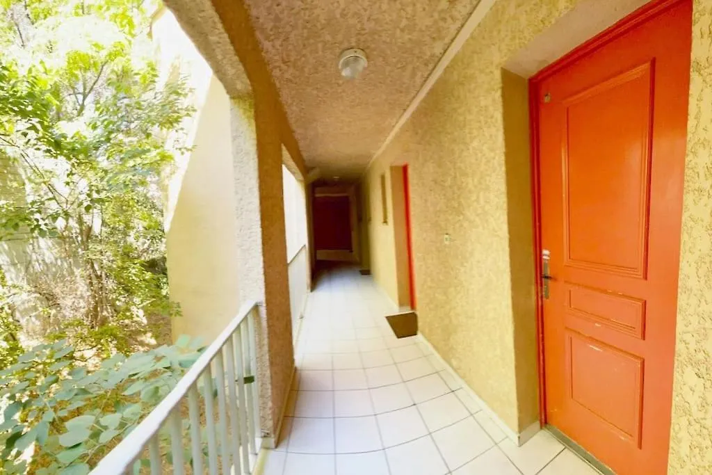 Apartament Le Havre De Ferrieres - Free Parking - Wifi - Cuisine Martigues 0*,  Francja
