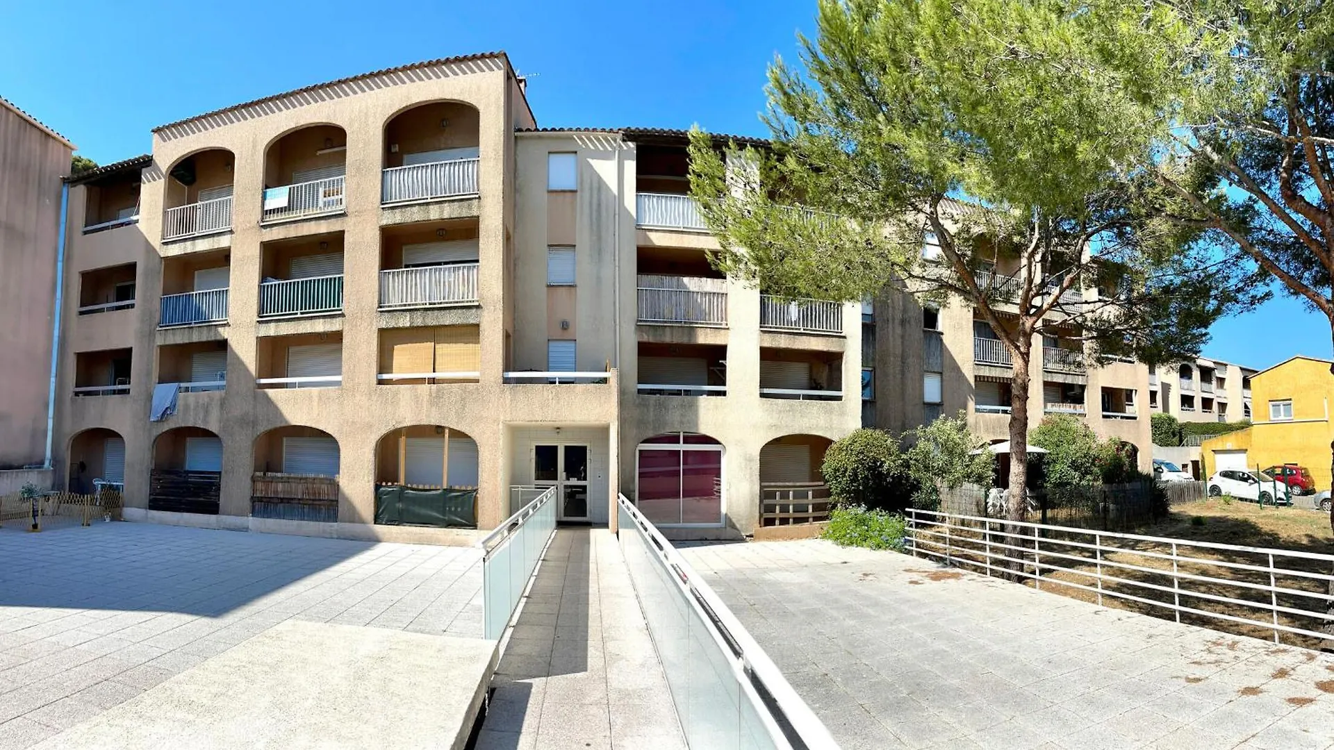 Apartament Le Havre De Ferrieres - Free Parking - Wifi - Cuisine Martigues